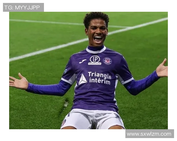 楚阿梅尼的足球之路与未来发展展望:从新星到顶级球员的蜕变之旅 楚阿梅尼的足球之路与未来发展展望:从新星到顶级球员的蜕变之旅